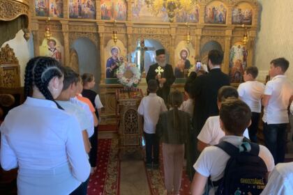 Activităţi recreative şi educative pentru copiii din mica localitate Esna, judeţul Brăila – fotografia 29