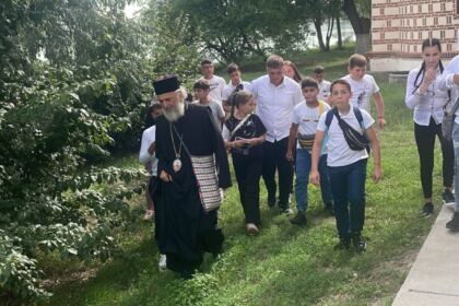 Activităţi recreative şi educative pentru copiii din mica localitate Esna, judeţul Brăila – fotografia 40