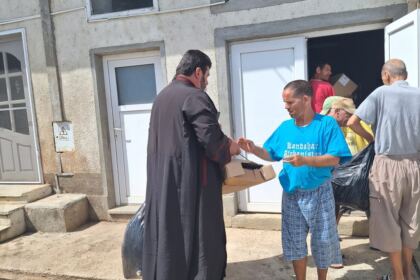 Daruri pentru asistaţii din Unitatea Medico-Socială de la Gănești – fotografia 6