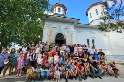 Tabără de vară în localitatea Rediu pentru 80 de copii – fotografia 2