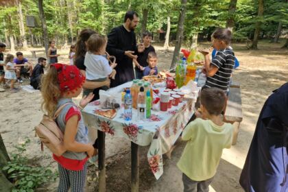 Excursie pentru 20 de copii la Mănăstirea Buciumeni – fotografia 12