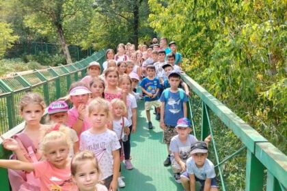 Bucurie și rugăciune în Parohia Viziru de Jos – fotografia 3