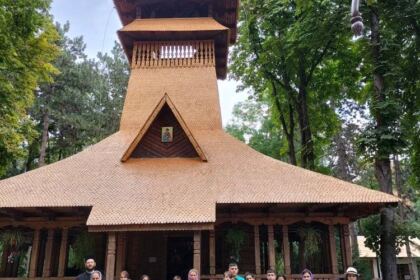 Bucurie și rugăciune în Parohia Viziru de Jos – fotografia 6