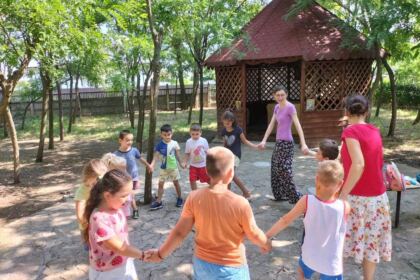 Bucurie și rugăciune în Parohia Viziru de Jos – fotografia 11