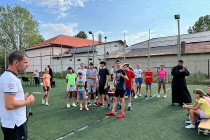 Tabăra de vară „Credință, Sport și Comuniune“ în localitatea Vameş – fotografia 24