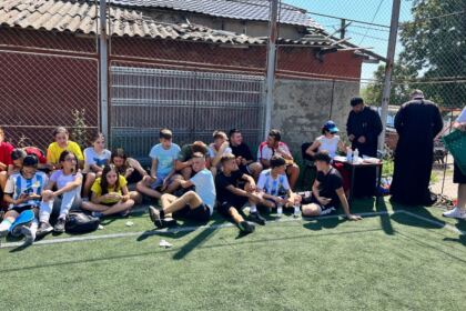 Tabăra de vară „Credință, Sport și Comuniune“ în localitatea Vameş – fotografia 36
