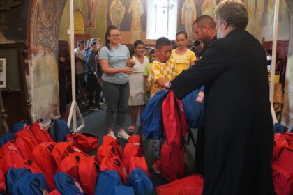 3.500 de copii din judeţele Galaţi şi Brăila primesc sprijin din partea Bisericii la început de an şcolar – fotografia 9