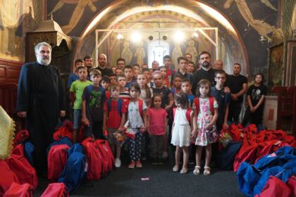 3.500 de copii din judeţele Galaţi şi Brăila primesc sprijin din partea Bisericii la început de an şcolar – fotografia 18
