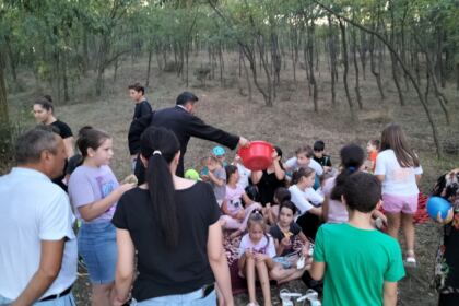 Activităţi de vară pentru copii în Parohia Măcişeni – fotografia 10