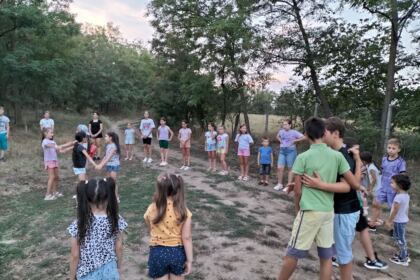 Activităţi de vară pentru copii în Parohia Măcişeni – fotografia 12
