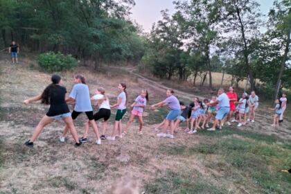 Activităţi de vară pentru copii în Parohia Măcişeni – fotografia 17