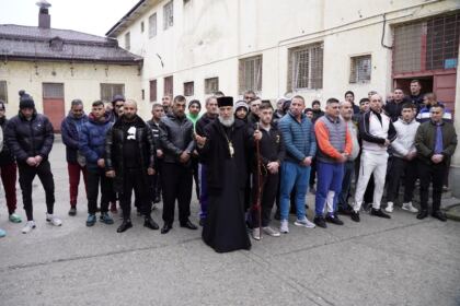 Procesiune cu sfintele moaşte în municipiul Brăila – fotografia 12