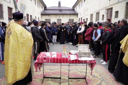 Procesiune cu sfintele moaşte în municipiul Brăila – fotografia 13