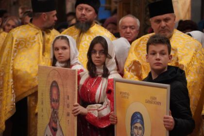 Procesiune cu sfintele moaşte în municipiul Brăila – fotografia 9