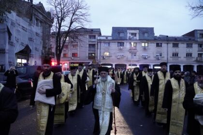 Procesiune cu sfintele moaşte în municipiul Brăila – fotografia 14