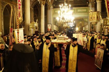 Procesiune cu sfintele moaşte în municipiul Brăila – fotografia 27