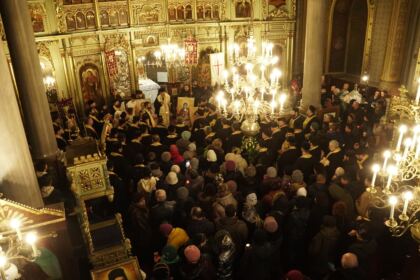 Procesiune cu sfintele moaşte în municipiul Brăila – fotografia 30