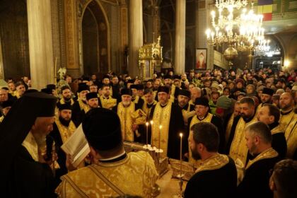 Procesiune cu sfintele moaşte în municipiul Brăila – fotografia 35