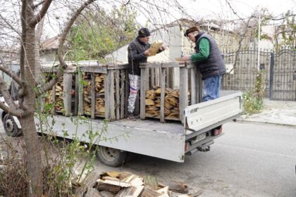 Daruri pentru persoanele vârstnice şi familiile nevoiaşe cu copii din Brăila – fotografia 18