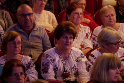 Concert de colinde la Teatrul „Maria Filotti“ din Brăila – fotografia 8