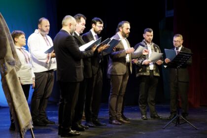 Concert de colinde la Teatrul „Maria Filotti“ din Brăila – fotografia 10