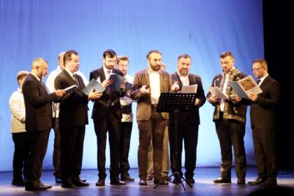 Concert de colinde la Teatrul „Maria Filotti“ din Brăila – fotografia 11