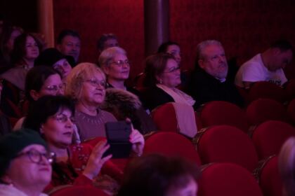 Concert de colinde la Teatrul „Maria Filotti“ din Brăila – fotografia 19