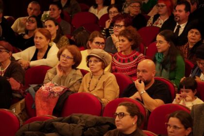 Concert de colinde la Teatrul „Maria Filotti“ din Brăila – fotografia 30