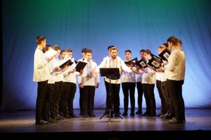 Concert de colinde la Teatrul „Maria Filotti“ din Brăila – fotografia 35