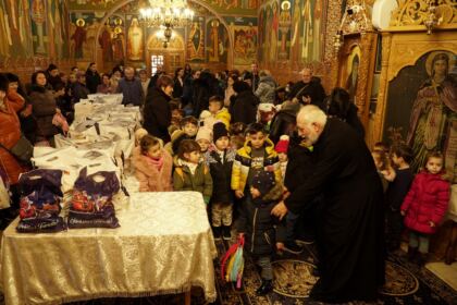 Daruri pentru copii oferite de Parohia „Sf. Parascheva“ din Brăila – fotografia 11