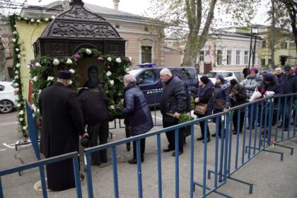 Ajutoare oferite persoanelor vârstnice din cadrul unui azil din Brăila – fotografia 3