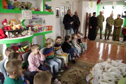 Daruri pentru copiii de la Grădiniţa parohială „Familia“ din Brăila – fotografia 18