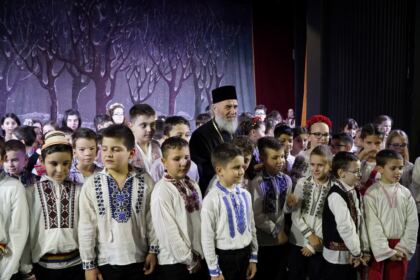 Serbarea de colinde a Seminarului Teologic „Sfântul Andrei“ din Galaţi – fotografia 51