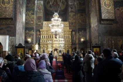 Concert de colinde la Catedrala Arhiepiscopală din Galaţi – fotografia 8
