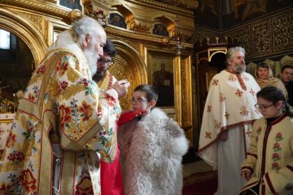 Concert de colinde la Catedrala Arhiepiscopală din Galaţi – fotografia 15