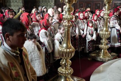 Concert de colinde la Catedrala Arhiepiscopală din Galaţi – fotografia 18
