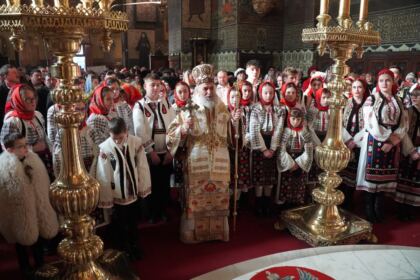 Concert de colinde la Catedrala Arhiepiscopală din Galaţi – fotografia 21