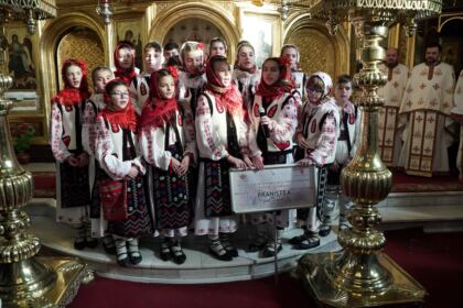 Concert de colinde la Catedrala Arhiepiscopală din Galaţi – fotografia 32
