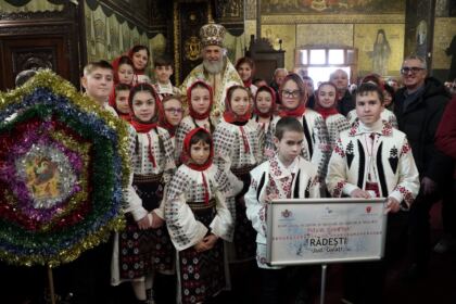 Concert de colinde la Catedrala Arhiepiscopală din Galaţi – fotografia 39