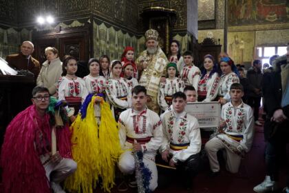 Concert de colinde la Catedrala Arhiepiscopală din Galaţi – fotografia 43