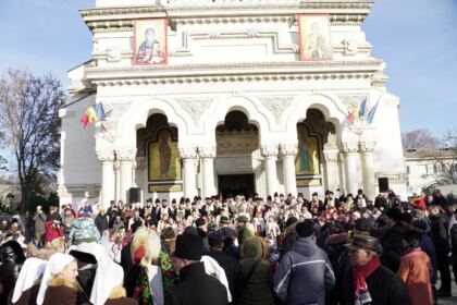 Concert de colinde la Catedrala Arhiepiscopală din Galaţi – fotografia 70
