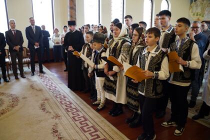 Colindători la Centrul Eparhial al Arhiepiscopiei Dunării de Jos – fotografia 46