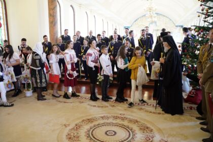Colindători la Centrul Eparhial al Arhiepiscopiei Dunării de Jos – fotografia 61