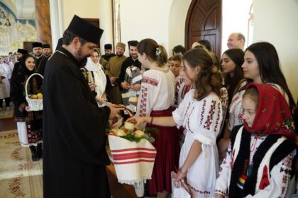 Colindători la Centrul Eparhial al Arhiepiscopiei Dunării de Jos – fotografia 68