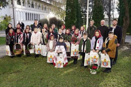 Colindători la Centrul Eparhial al Arhiepiscopiei Dunării de Jos – fotografia 70