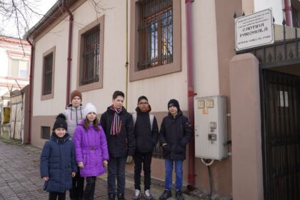 Activităţi de ajutorare a persoanelor vârstnice la Brăila – fotografia 17