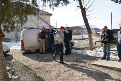 Activităţi de ajutorare a persoanelor vârstnice la Brăila – fotografia 29