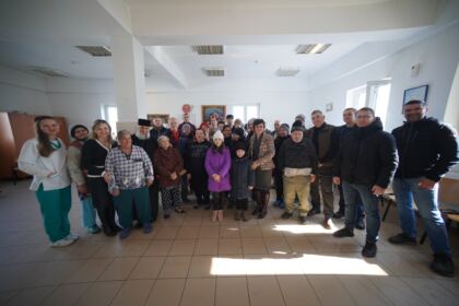 Activităţi de ajutorare a persoanelor vârstnice la Brăila – fotografia 36