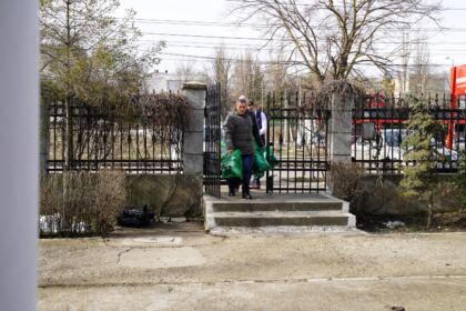 Rugăciune şi filantropie în Duminica Înfricoşătoarei Judecăţi – fotografia 6