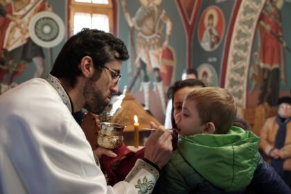 Rugăciune şi filantropie în Duminica Înfricoşătoarei Judecăţi – fotografia 13
